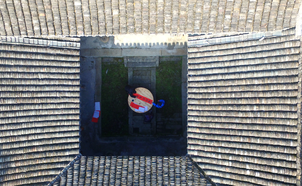 “四水归明堂”结构的古宅天井